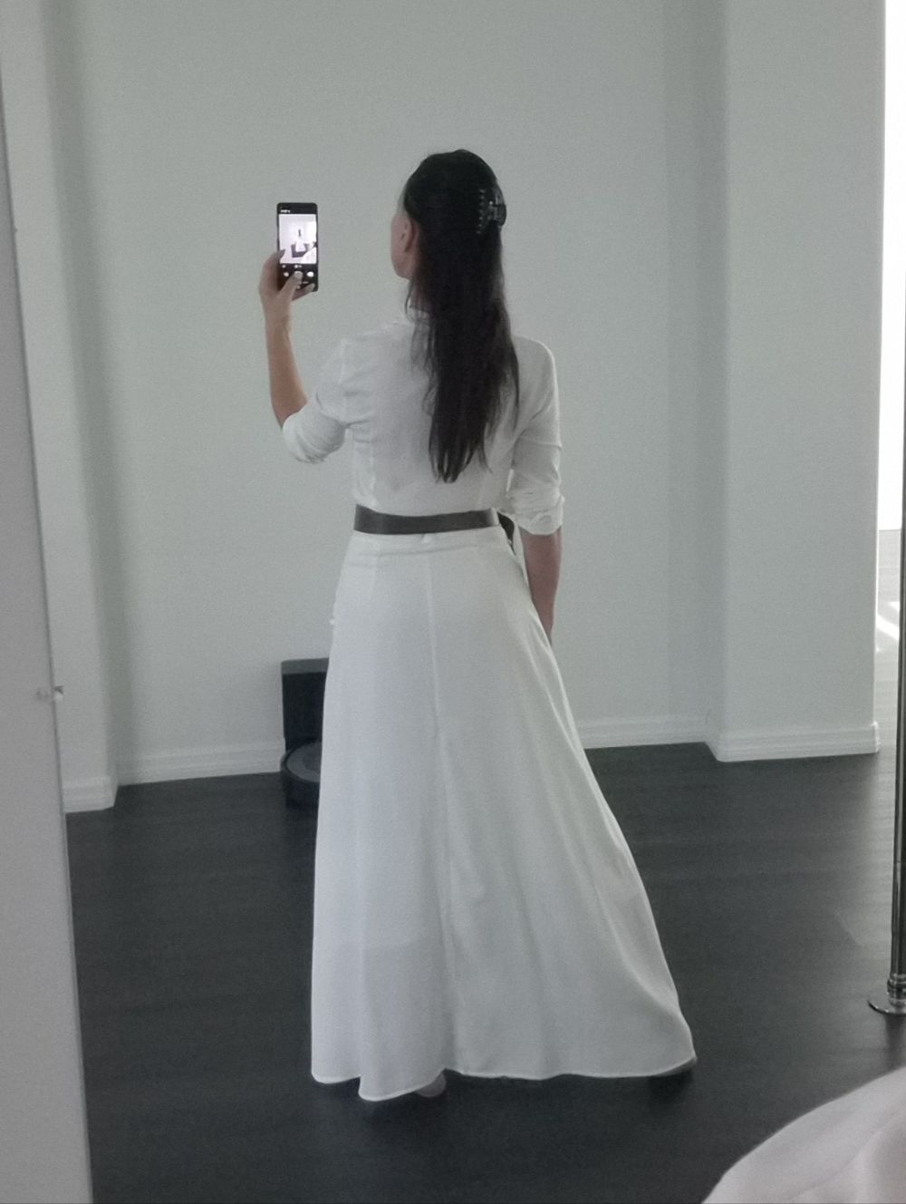 White Button-Up Top with Natural Buttons - Picture 7 of 9